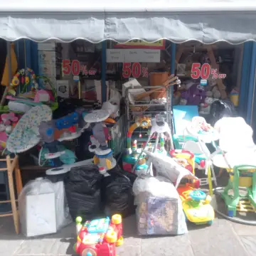 Image from Jaynesbabybank Registered - cic: Loads reduced for quick sale Baby equipment from £10. Toys from £1. Records in trolley 20 for £1. Collection only sorry. We can hold too . W