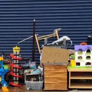 Image from Jaynesbabybank Registered - cic: All FREE today only outside our donation Centre. Low on space to store it. Free to our customers and donators. We can not hold or keep.