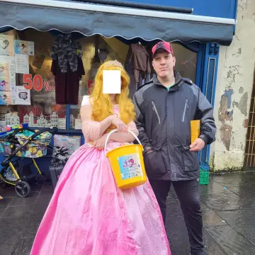 Photo from Sherlock Special › Charity Shop Listing Claims
